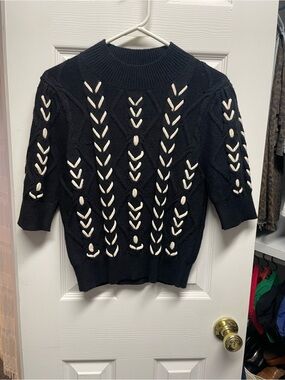 Women’s Black Short-Sleeve Knit Sweater with Cream Braided Detail